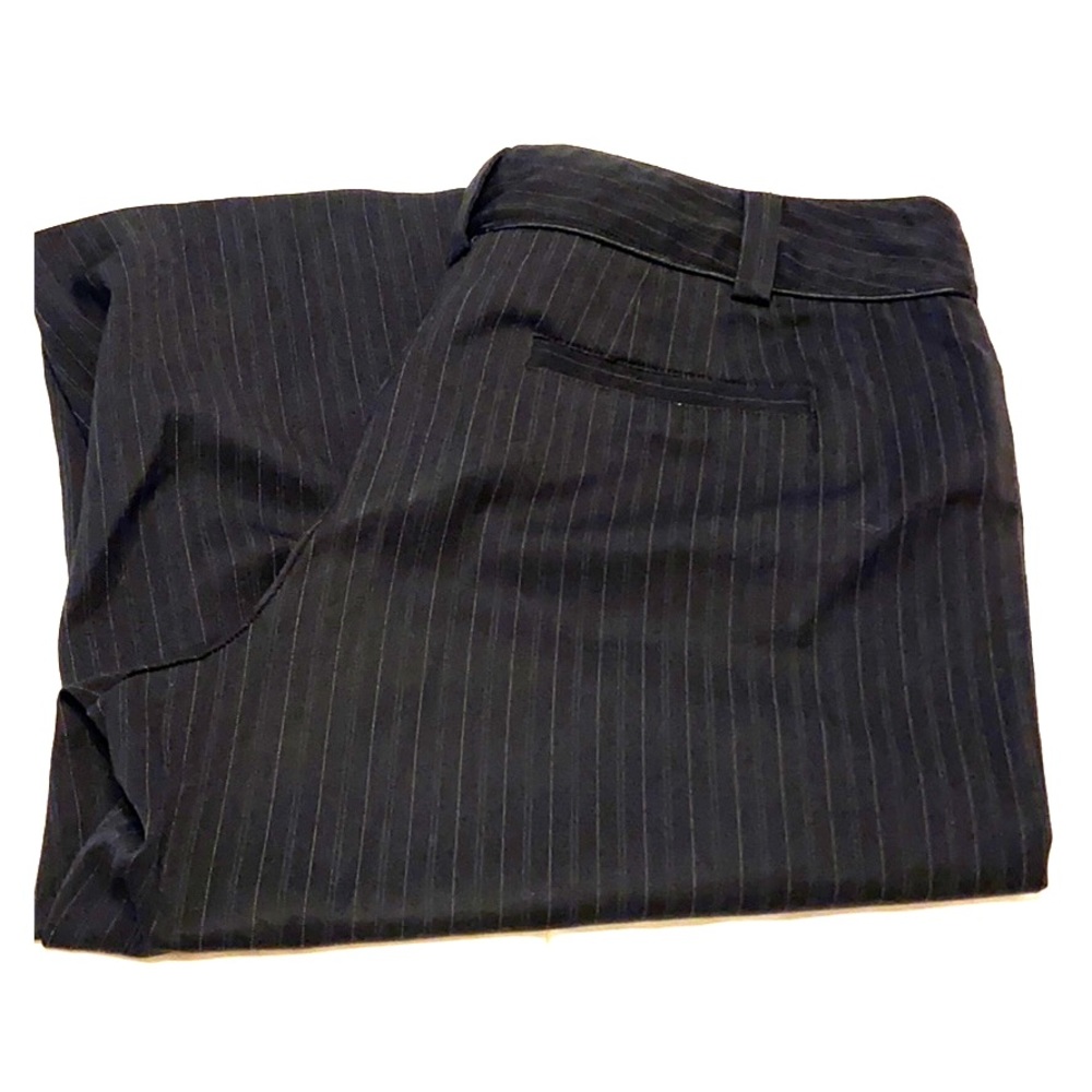 Apt 9 Ava Black Pinstripe Dress Capri Pants